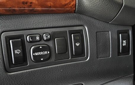 Toyota Avensis III рестайлинг, 2004 год, 1 079 000 рублей, 14 фотография