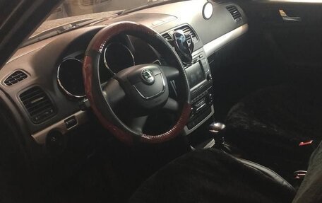 Skoda Yeti I рестайлинг, 2011 год, 900 000 рублей, 1 фотография