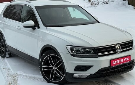Volkswagen Tiguan II, 2017 год, 2 300 000 рублей, 1 фотография