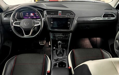 Volkswagen Tiguan II, 2021 год, 3 390 000 рублей, 10 фотография