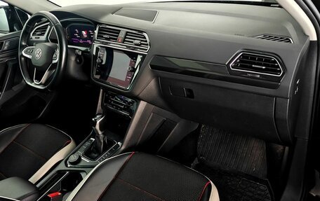 Volkswagen Tiguan II, 2021 год, 3 390 000 рублей, 11 фотография