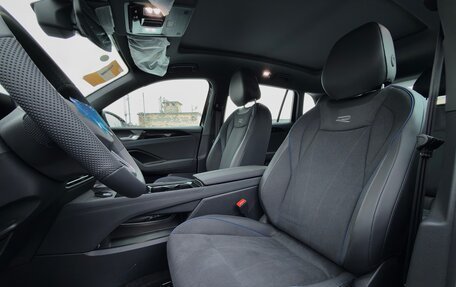 Volkswagen Tiguan, 2025 год, 4 950 000 рублей, 9 фотография