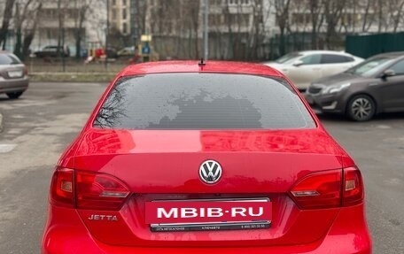 Volkswagen Jetta VI, 2011 год, 650 000 рублей, 3 фотография