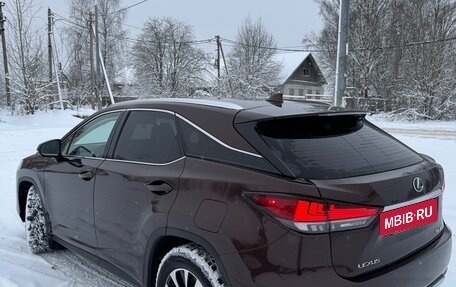 Lexus RX IV рестайлинг, 2019 год, 4 200 000 рублей, 5 фотография