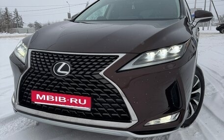 Lexus RX IV рестайлинг, 2019 год, 4 200 000 рублей, 7 фотография
