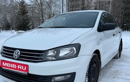 Volkswagen Polo VI (EU Market), 2016 год, 899 000 рублей, 2 фотография