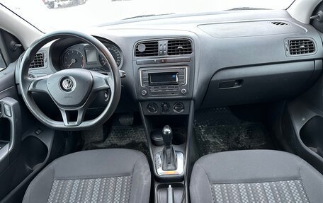 Volkswagen Polo VI (EU Market), 2016 год, 899 000 рублей, 9 фотография