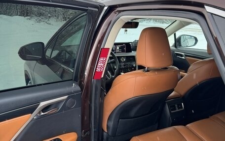 Lexus RX IV рестайлинг, 2019 год, 4 200 000 рублей, 12 фотография