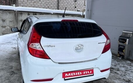 Hyundai Solaris II рестайлинг, 2014 год, 850 000 рублей, 4 фотография