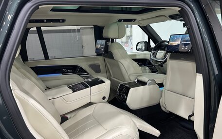 Land Rover Range Rover IV рестайлинг, 2025 год, 22 490 000 рублей, 32 фотография