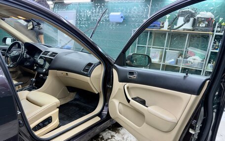 Honda Accord VII рестайлинг, 2006 год, 900 000 рублей, 25 фотография