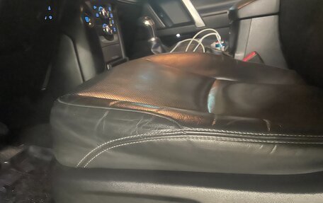 Toyota Land Cruiser Prado 150 рестайлинг 2, 2018 год, 5 100 000 рублей, 11 фотография