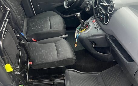 Citroen Berlingo II рестайлинг, 2011 год, 700 000 рублей, 6 фотография