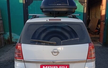 Opel Zafira B, 2013 год, 1 000 000 рублей, 2 фотография