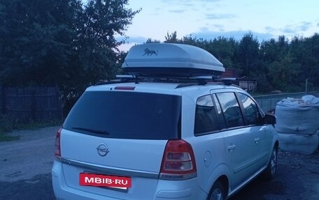 Opel Zafira B, 2013 год, 1 000 000 рублей, 3 фотография