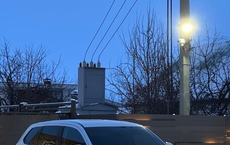 Mitsubishi Outlander III рестайлинг 3, 2012 год, 1 065 000 рублей, 2 фотография