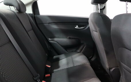 KIA Rio IV, 2018 год, 999 000 рублей, 12 фотография