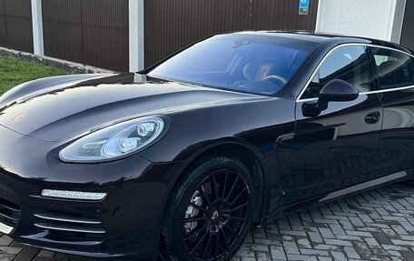 Porsche Panamera II рестайлинг, 2013 год, 1 800 000 рублей, 4 фотография