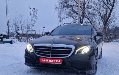 Mercedes-Benz E-Класс, 2018 год, 1 650 000 рублей, 1 фотография