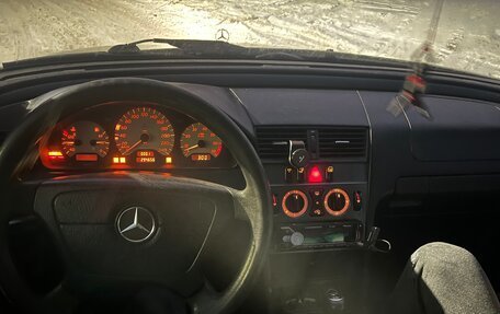 Mercedes-Benz C-Класс, 1997 год, 160 000 рублей, 1 фотография