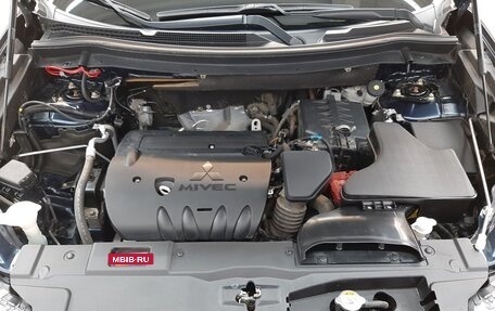 Mitsubishi Outlander III рестайлинг 3, 2022 год, 2 680 000 рублей, 7 фотография