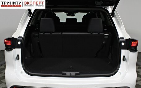 Toyota Highlander, 2025 год, 6 240 000 рублей, 7 фотография