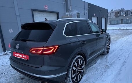 Volkswagen Touareg III, 2019 год, 5 350 000 рублей, 7 фотография