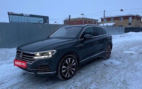 Volkswagen Touareg III, 2019 год, 5 350 000 рублей, 15 фотография