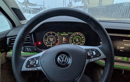 Volkswagen Touareg III, 2019 год, 5 350 000 рублей, 25 фотография