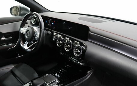 Mercedes-Benz CLA, 2020 год, 3 130 000 рублей, 10 фотография