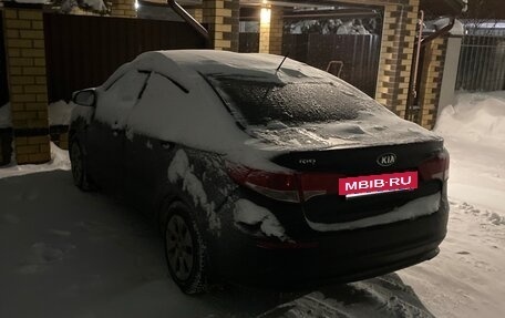 KIA Rio III рестайлинг, 2016 год, 900 000 рублей, 3 фотография