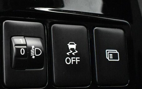 Mitsubishi Outlander III рестайлинг 3, 2017 год, 2 100 000 рублей, 9 фотография