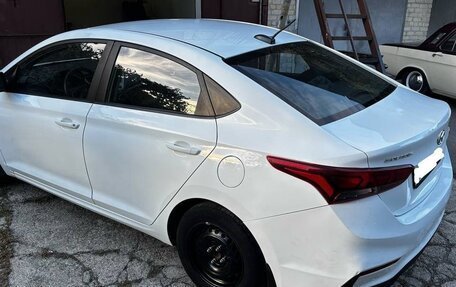 Hyundai Solaris II рестайлинг, 2019 год, 1 099 999 рублей, 5 фотография