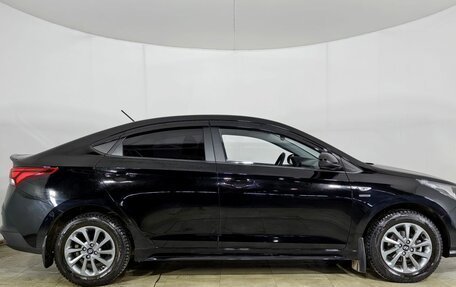 Hyundai Solaris II рестайлинг, 2022 год, 1 724 000 рублей, 3 фотография