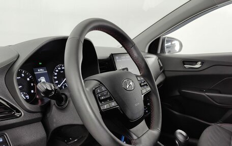 Hyundai Solaris II рестайлинг, 2022 год, 1 724 000 рублей, 8 фотография