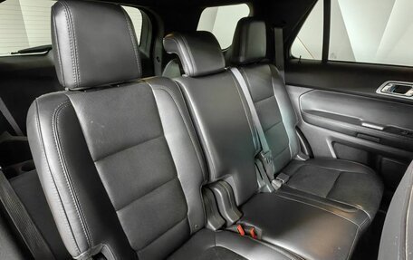 Ford Explorer VI, 2013 год, 1 549 000 рублей, 15 фотография