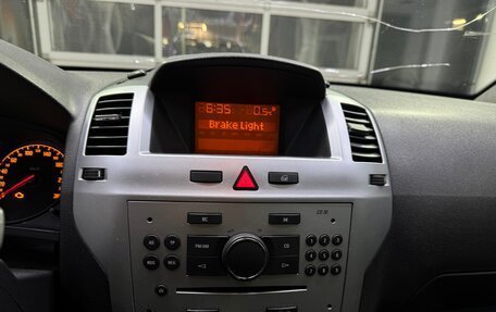 Opel Zafira B, 2011 год, 595 000 рублей, 13 фотография