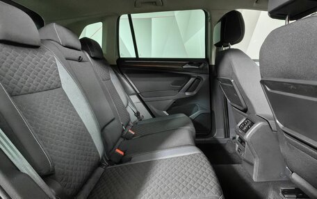 Volkswagen Tiguan II, 2018 год, 2 297 000 рублей, 16 фотография