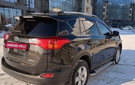 Toyota RAV4, 2014 год, 2 070 000 рублей, 11 фотография