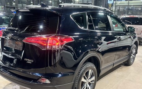 Toyota RAV4, 2017 год, 2 748 000 рублей, 4 фотография