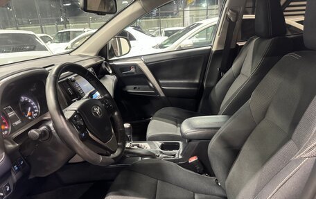 Toyota RAV4, 2017 год, 2 748 000 рублей, 12 фотография