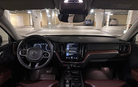 Volvo XC60 II, 2020 год, 4 300 000 рублей, 10 фотография