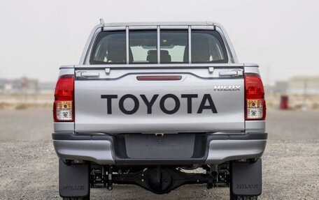 Toyota Hilux VIII, 2024 год, 4 150 777 рублей, 7 фотография