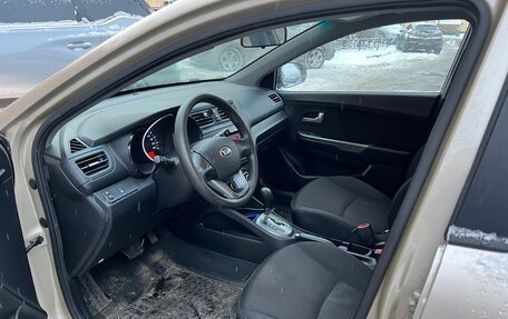 KIA Rio III рестайлинг, 2013 год, 700 000 рублей, 8 фотография