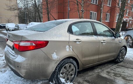 KIA Rio III рестайлинг, 2013 год, 700 000 рублей, 17 фотография