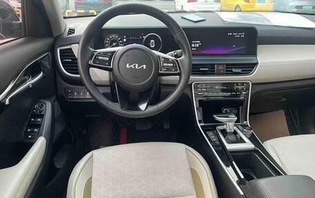 KIA Seltos I, 2023 год, 1 850 000 рублей, 8 фотография