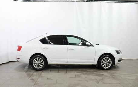 Skoda Octavia, 2020 год, 1 600 000 рублей, 7 фотография