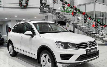 Volkswagen Touareg III, 2015 год, 2 850 000 рублей, 3 фотография