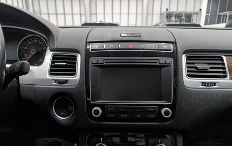 Volkswagen Touareg III, 2015 год, 2 850 000 рублей, 15 фотография