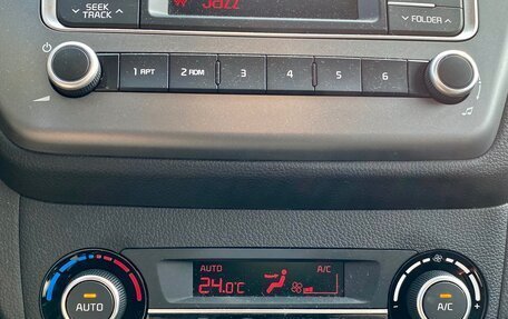 KIA Rio III рестайлинг, 2015 год, 1 365 000 рублей, 9 фотография